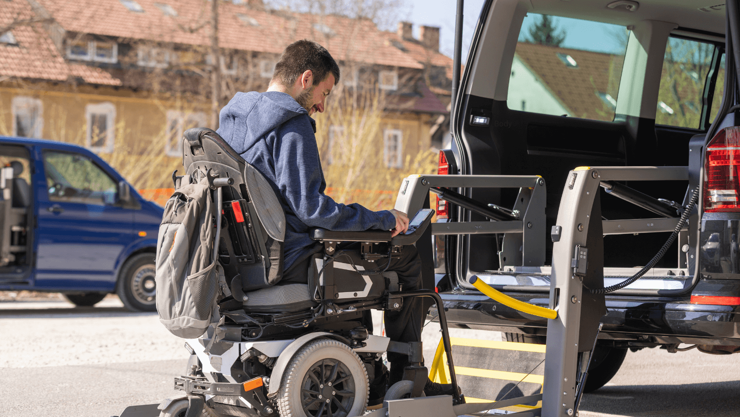 How do NDIS service providers address emergency or unexpected needs?